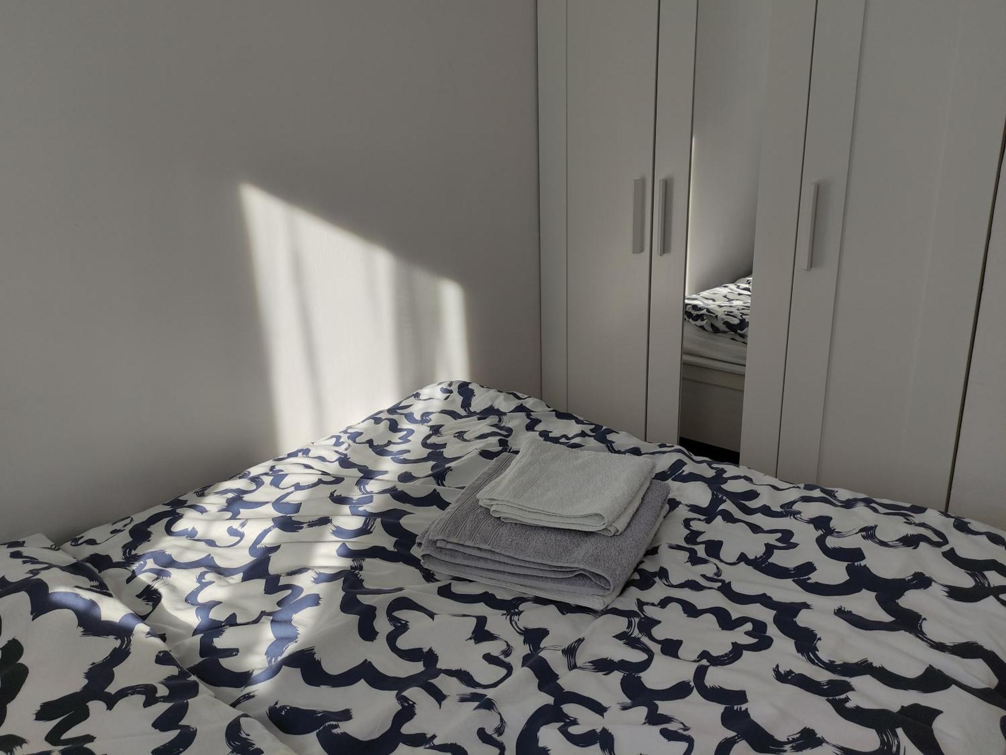 Apartament Rondo Onz Varşovia Exterior foto